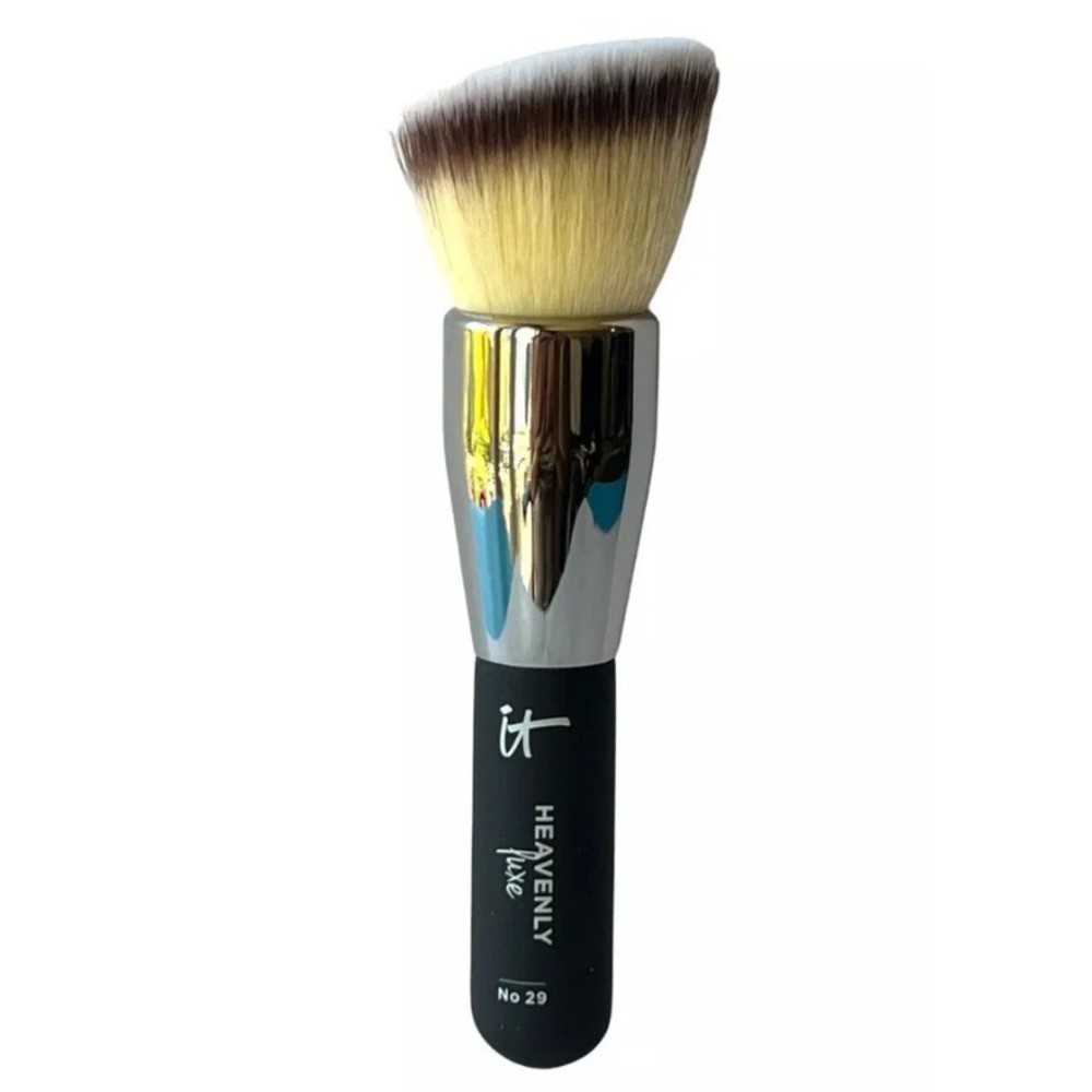 it Cosmetics Heavenly Luxe Solid Serum Foundation Brush No 29 Angled Makeup Tool